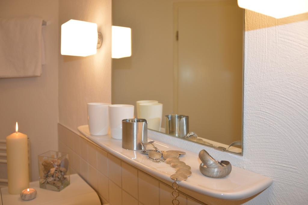 Atelier-Appartement Ambienta Im Zentrum Von Binz Oda fotoğraf